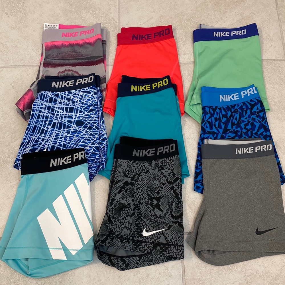 Nike pro shorts 9 pairs